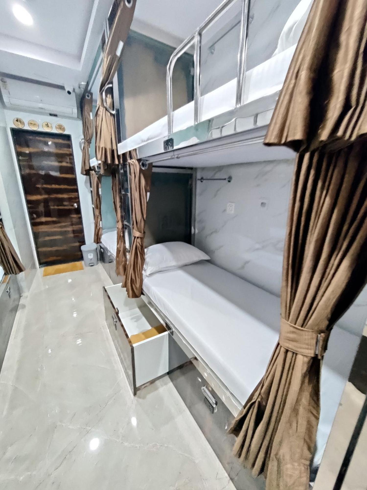 Hotel Comfy Inn Bombay Exterior foto